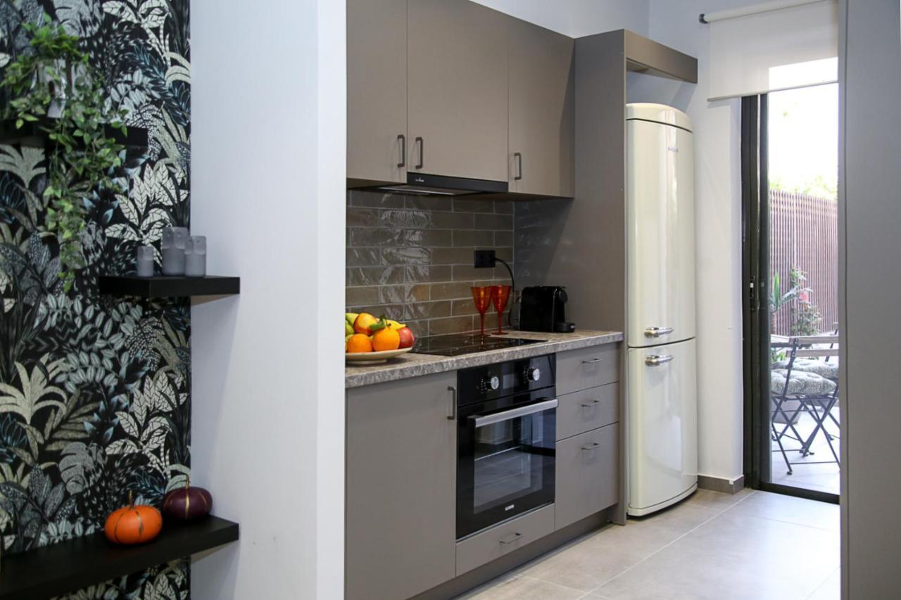 Caravin Wanderhome, 5 Min From Metro Nea Ionia Athens Luaran gambar