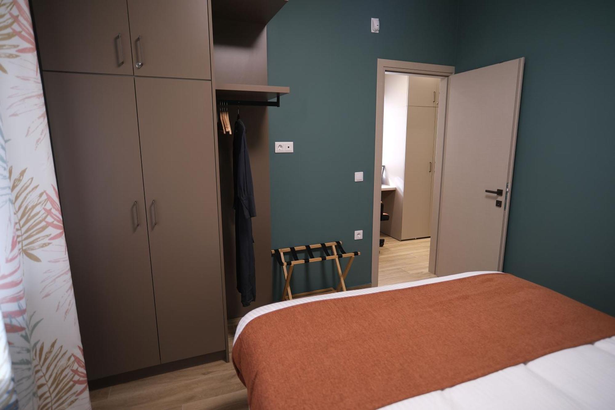 Caravin Wanderhome, 5 Min From Metro Nea Ionia Athens Luaran gambar