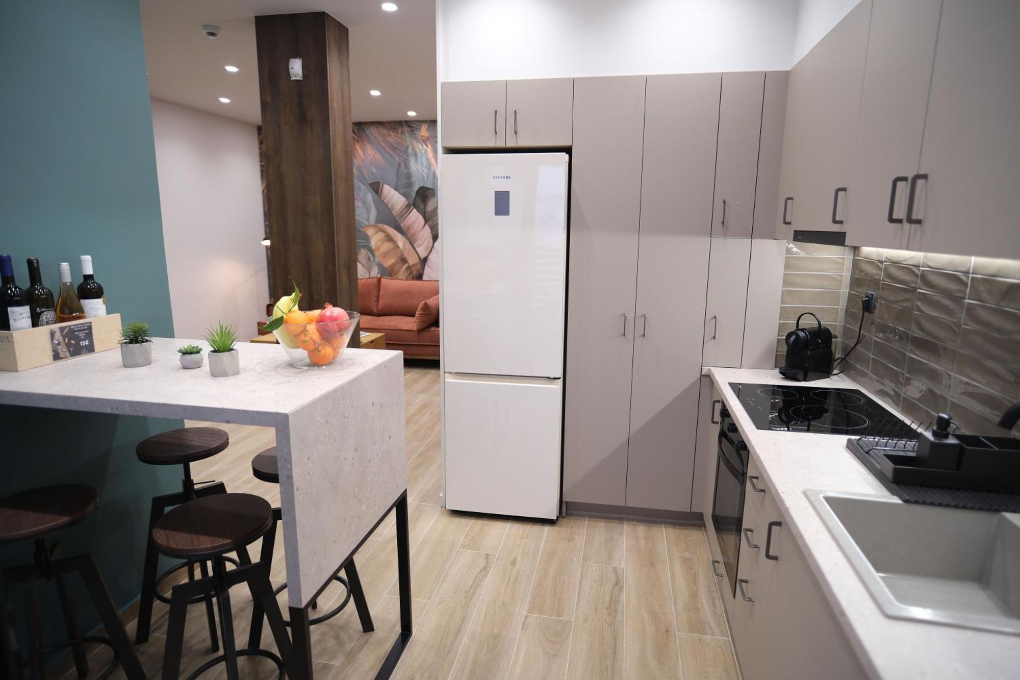 Caravin Wanderhome, 5 Min From Metro Nea Ionia Athens Luaran gambar